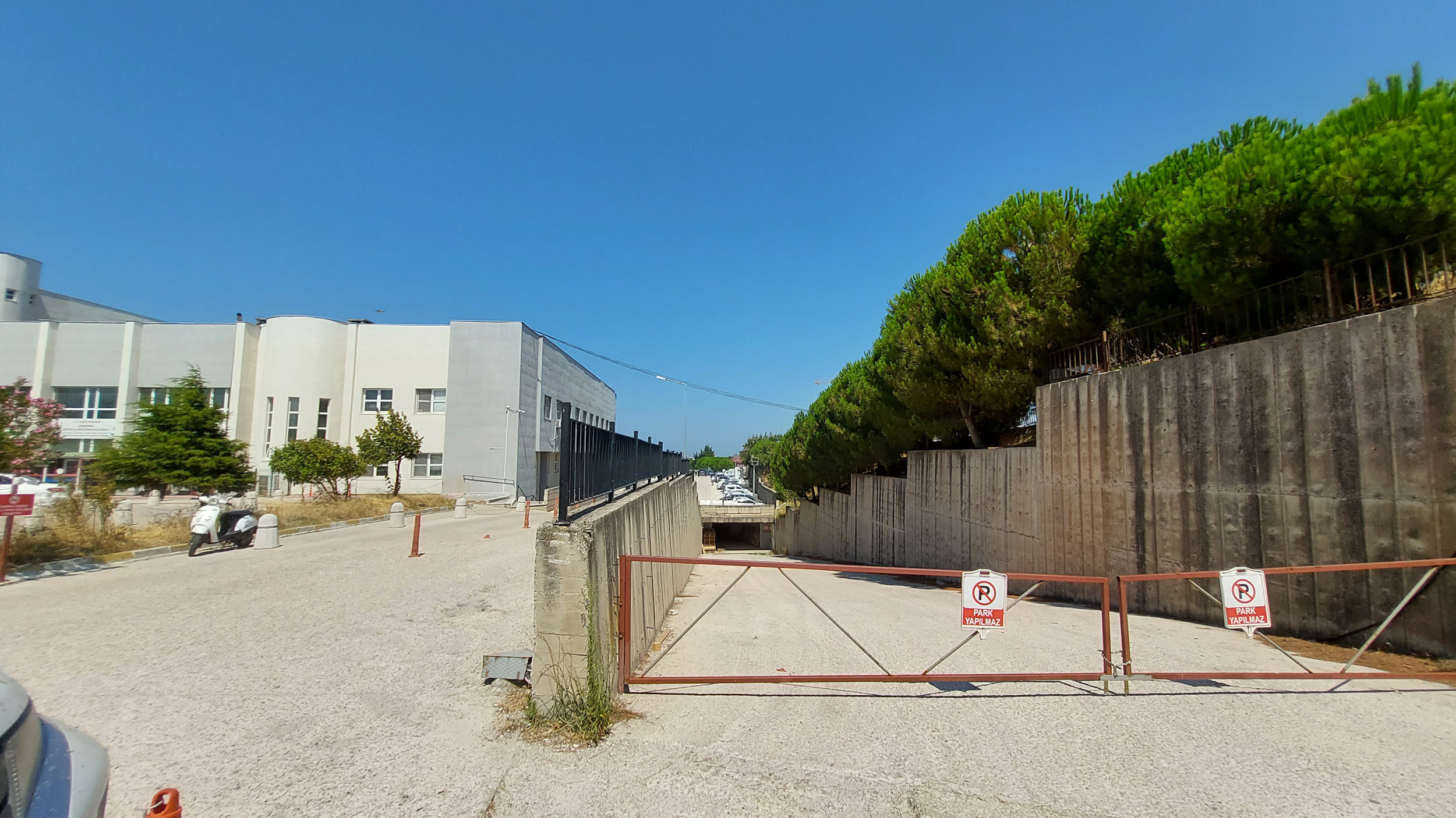 çekim noktası 05 bodrum kat giriş rampası